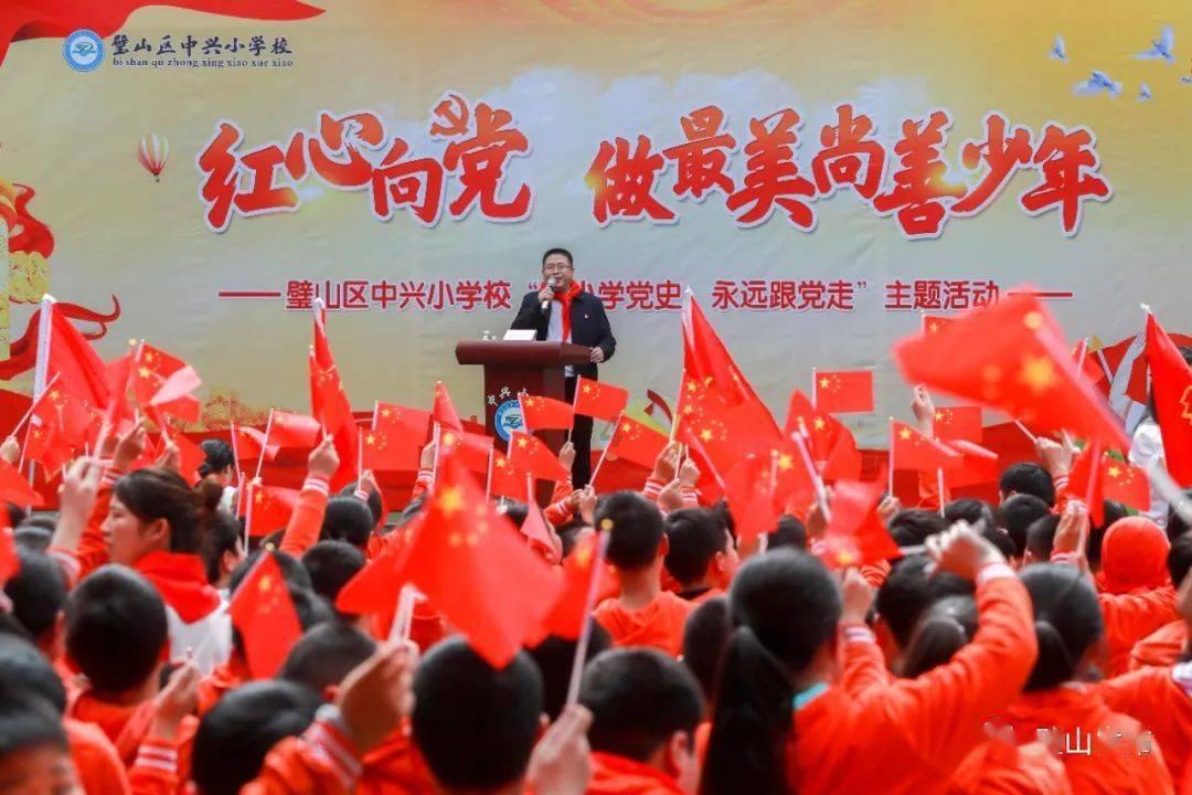 到底圆明园该不该重建？？？？请说明各方观点的理由！（正方该，反方不该）